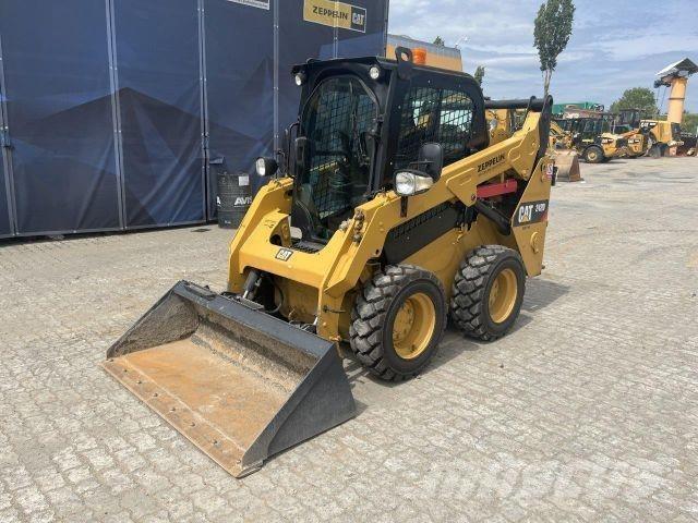 CAT 242D Construção - Outros

