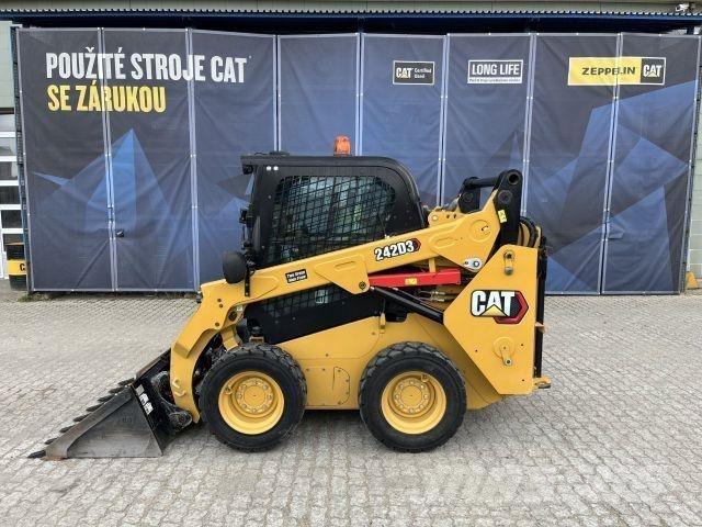 CAT 242D3 Construção - Outros
