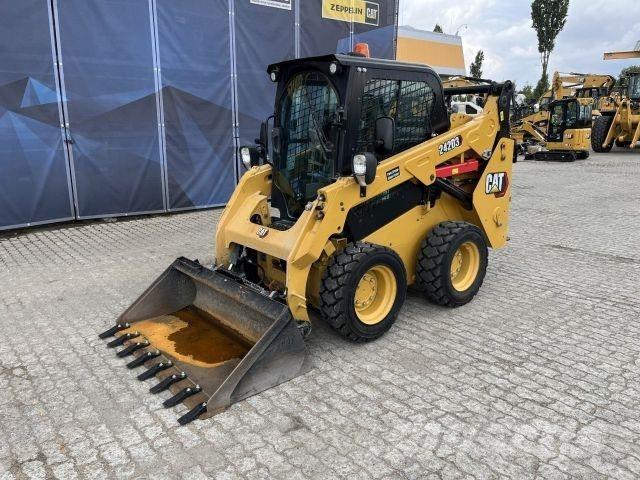 CAT 242D3 Construção - Outros
