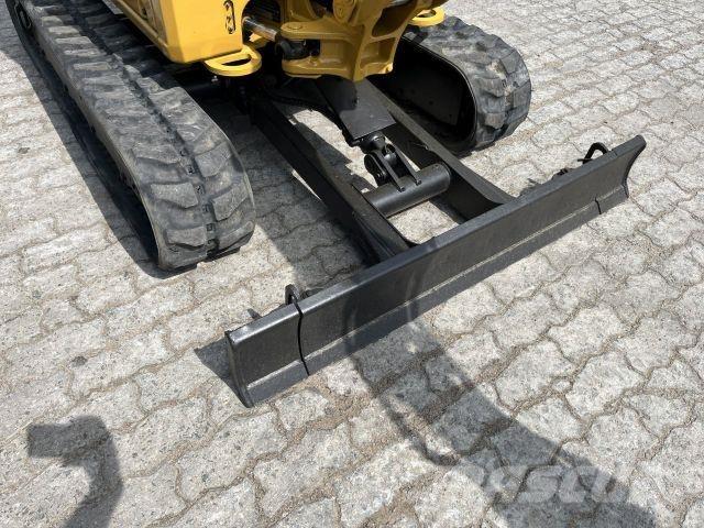 CAT 302 CR Construção - Outros
