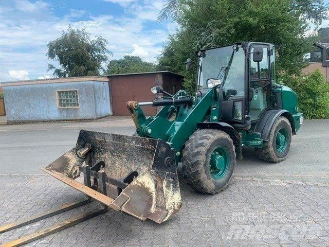 CAT 906 M Carregadeiras de rodas