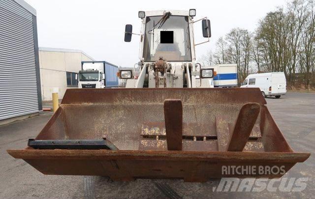 CAT 910 E Carregadeiras de rodas