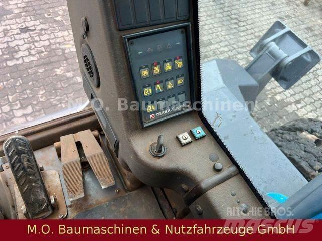 Fuchs MHL 350 Escavadoras de rodas