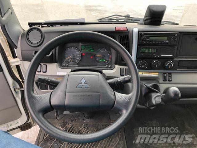 Fuso CANTER 7C18H Camiões de chassis e cabine