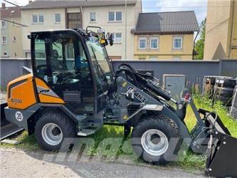 GiANT G3500 X-TRA Carregadeiras de rodas