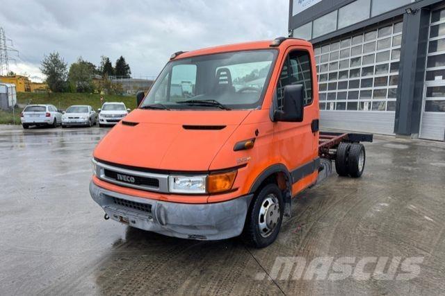 Iveco 35C12 4x2 Outros