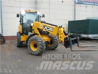 JCB TM220 Agri Carregadeiras de rodas