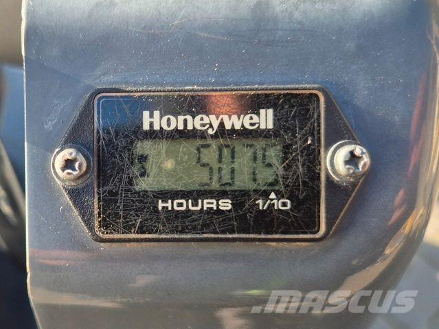 Kobelco SK10 SR-2E Miniescavadeiras