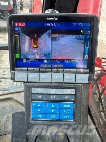 Komatsu 138US-11 Escavadeiras de esteiras