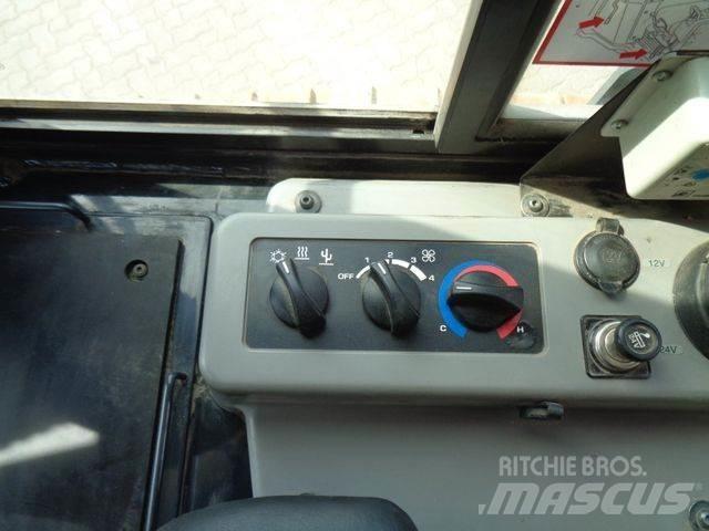 Komatsu D61 PX-24 Dozers - Tratores rastos
