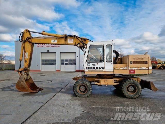 Liebherr A912 Escavadoras de rodas