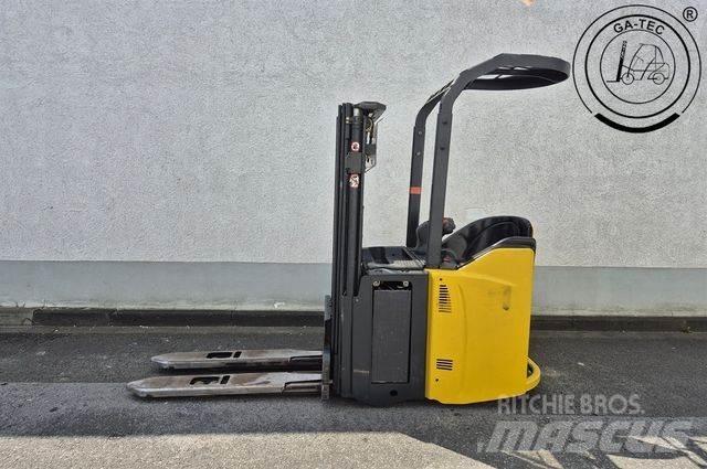 Linde L14SP Preparadoras de encomendas de alta elevação