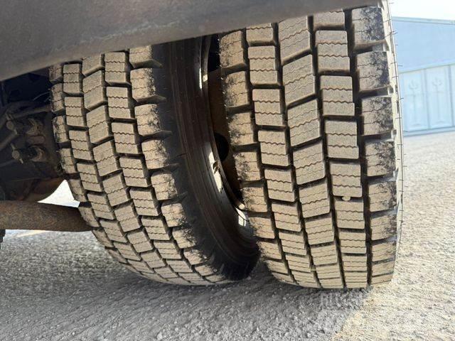 MAN TGL 8.220 Caixa fechada
