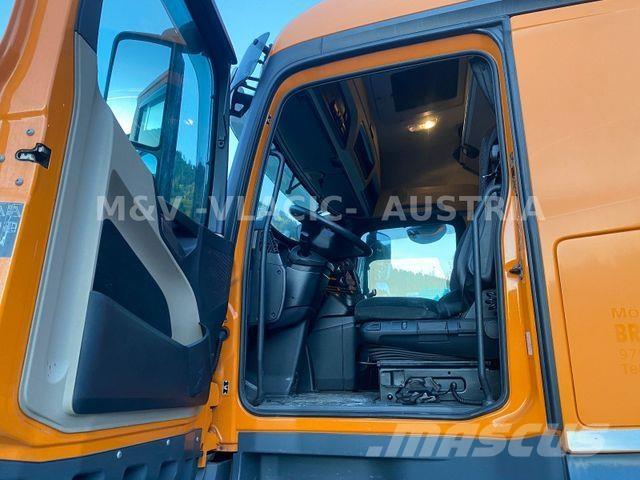 Mercedes-Benz 2542 Camiões de chassis e cabine