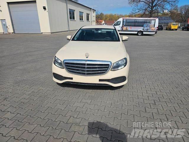 Mercedes-Benz E 200 Automóvel