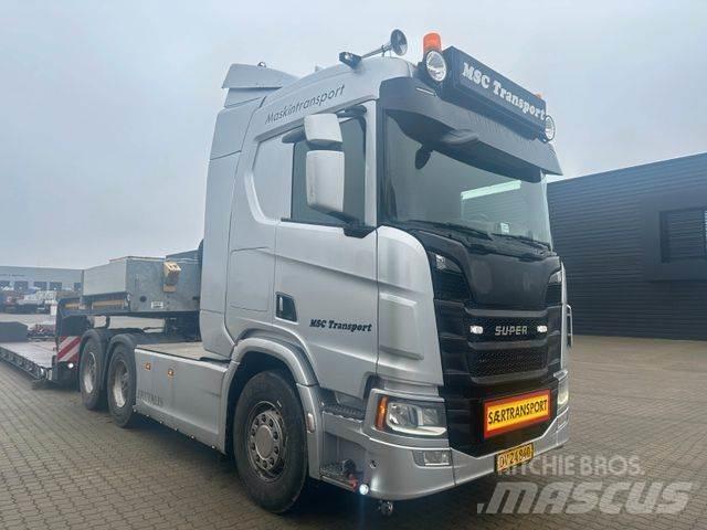 Scania R 730 V8 6x4 Cavalos Mecânicos
