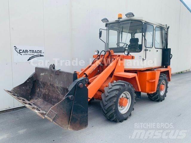 Schaeff SKB 902 Retroescavadeiras