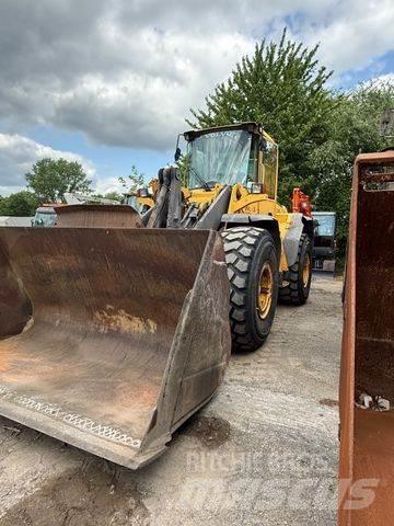 Volvo L 120 E Carregadeiras de rodas