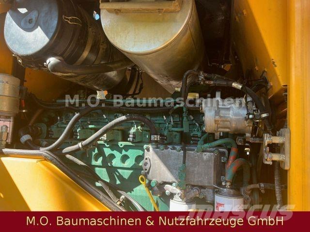 Volvo L120 E /Waage / Carregadeiras de rodas