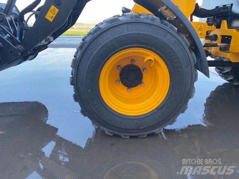 JCB 403 Minicarregadeiras