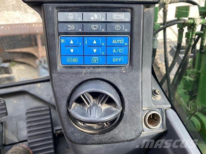Komatsu PC138-8 Escavadeiras de esteiras