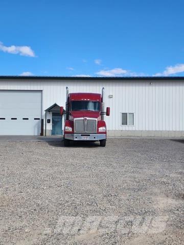 Kenworth T880 Outros