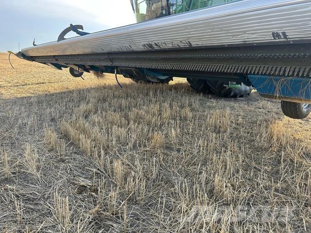 Shelbourne XCV42 Construção - Outros
