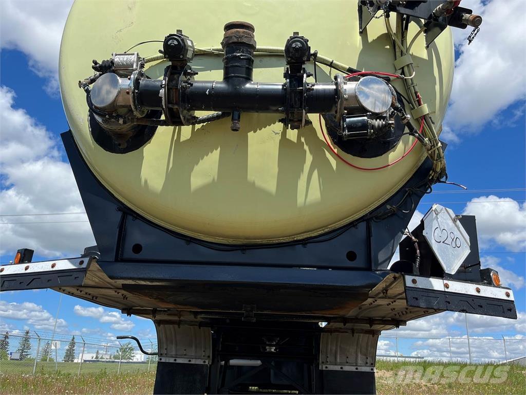 Advance  Reboques cisterna