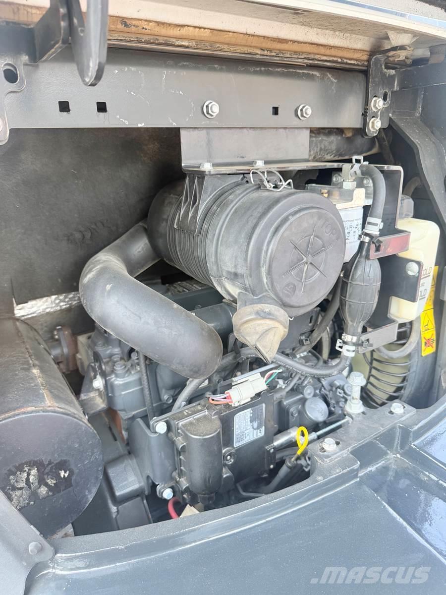 Bobcat E35 Miniescavadeiras