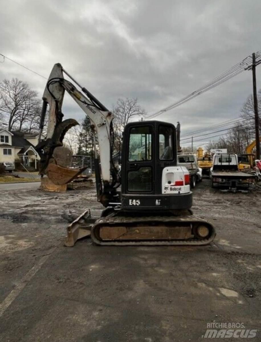 Bobcat E45 Miniescavadeiras