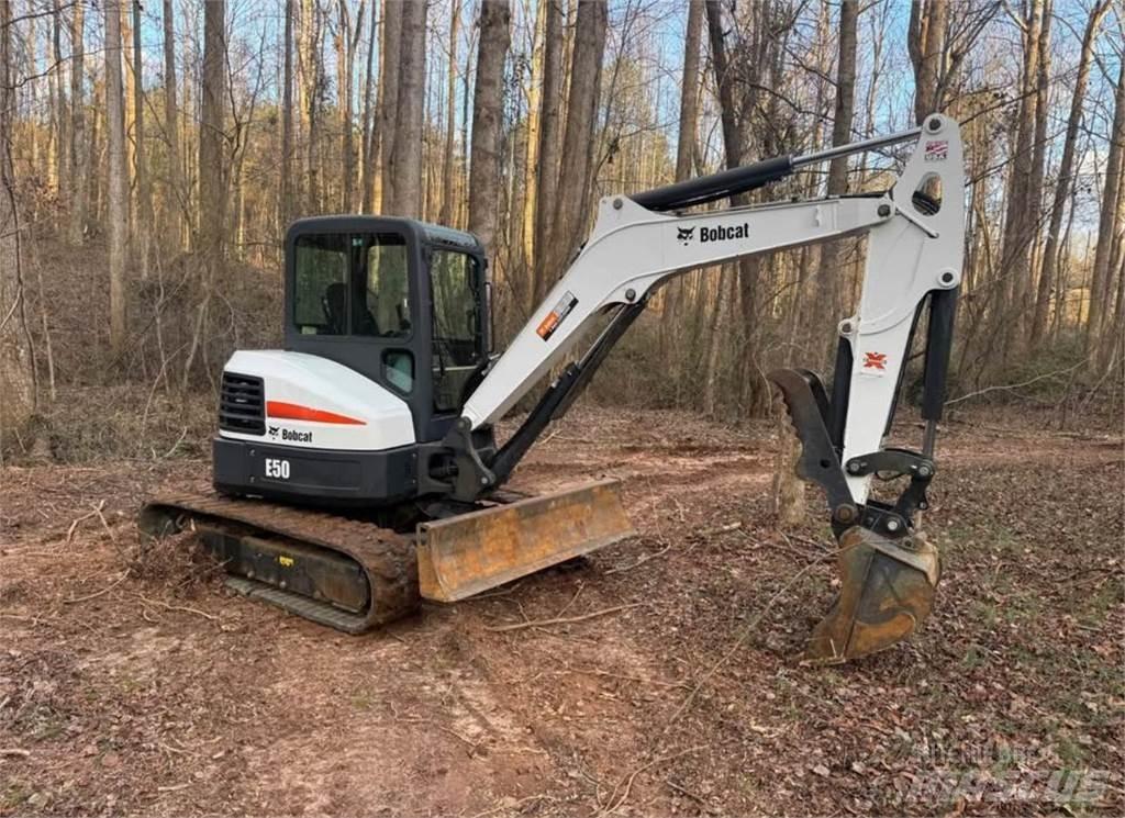 Bobcat E50 Miniescavadeiras