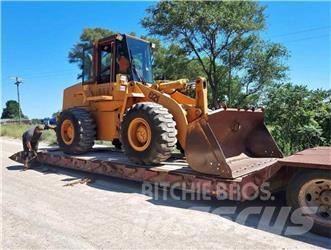 CASE 621 Carregadeiras de rodas