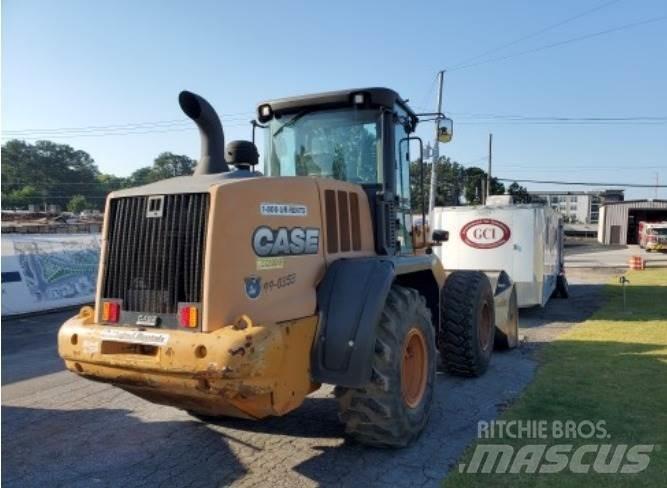 CASE 621F Carregadeiras de rodas