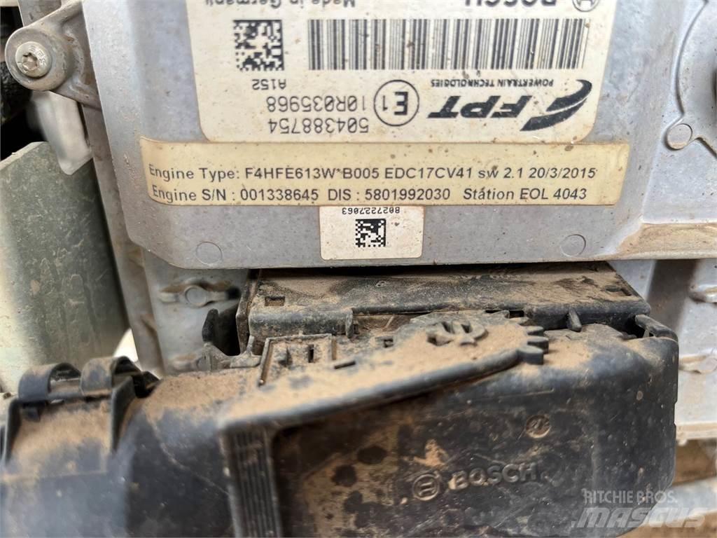 CASE 621F Carregadeiras de rodas