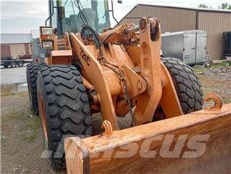 CASE 721C Carregadeiras de rodas