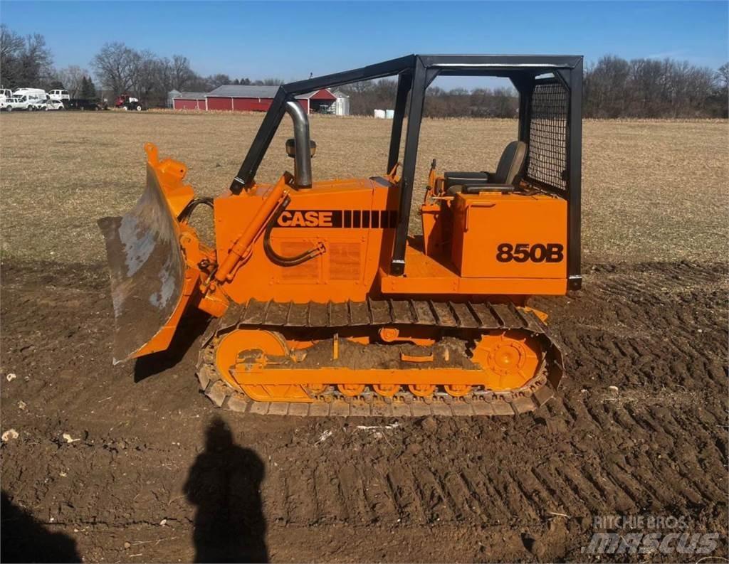 CASE 850B Dozers - Tratores rastos