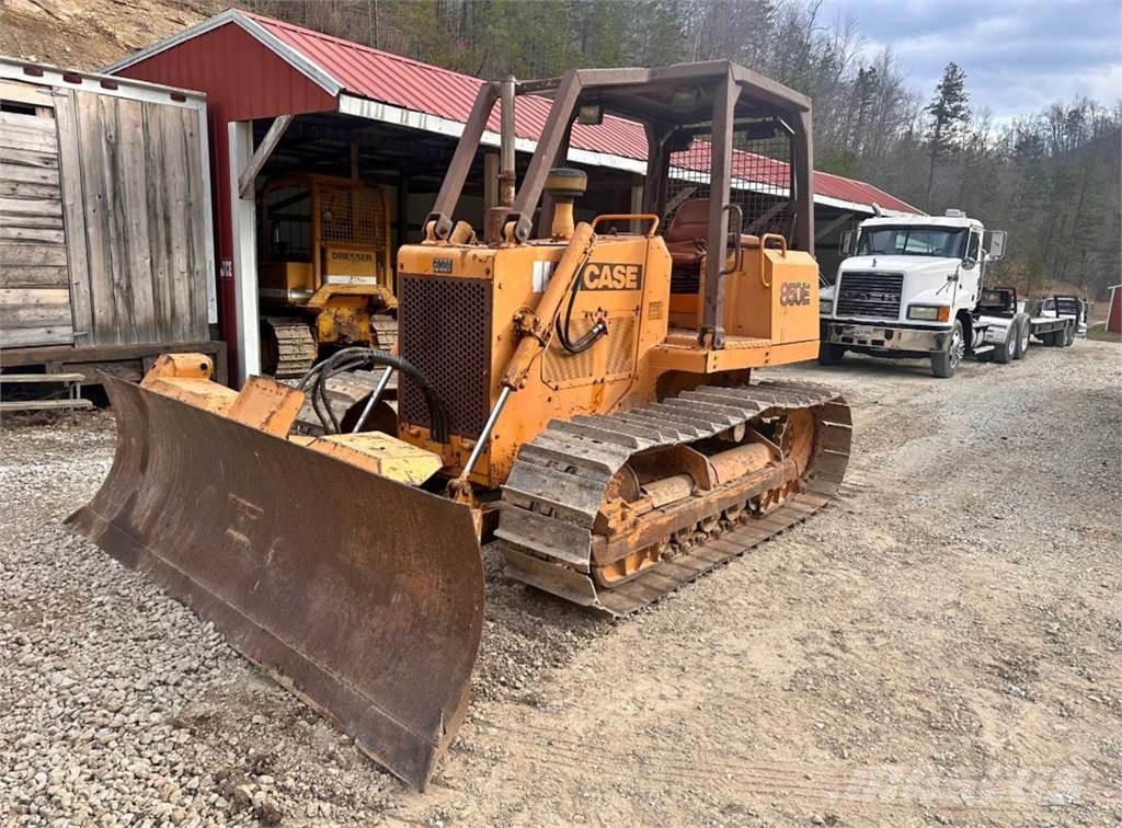 CASE 850E Dozers - Tratores rastos