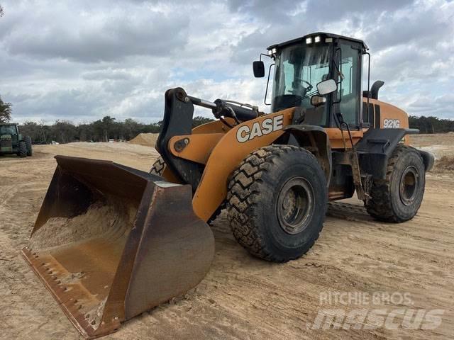 CASE 921G Carregadeiras de rodas