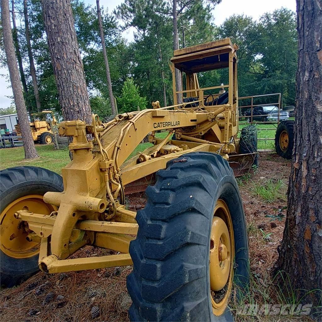 CAT 120 Motoniveladoras