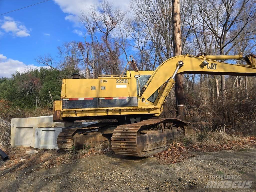 CAT 225D Escavadeiras de esteiras
