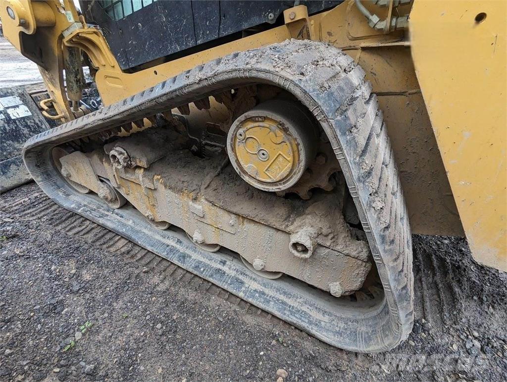 CAT 239D3 Minicarregadeiras