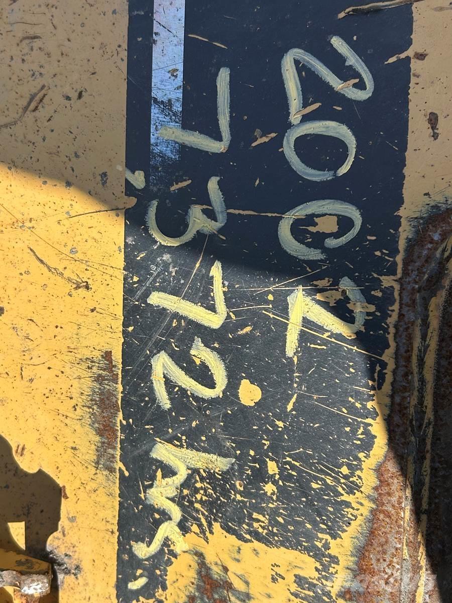 CAT 246B Minicarregadeiras