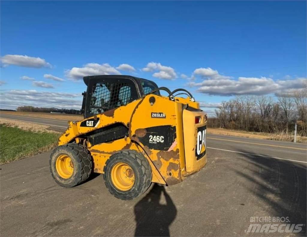 CAT 246C Minicarregadeiras