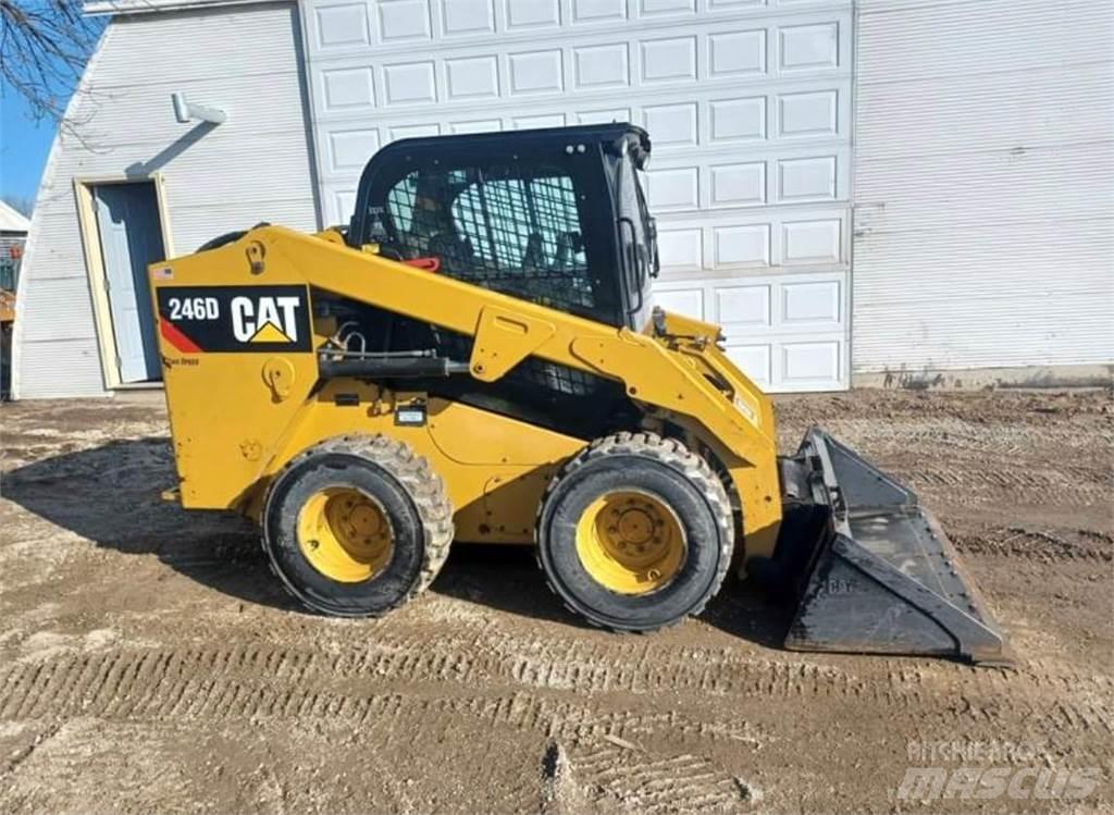CAT 246D Minicarregadeiras