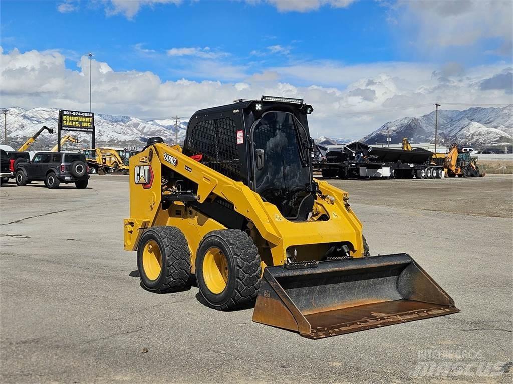 CAT 246D3 Minicarregadeiras