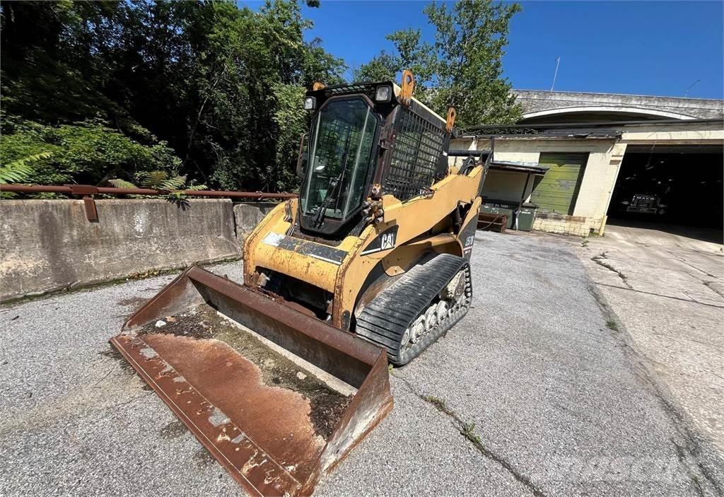 CAT 257B Minicarregadeiras