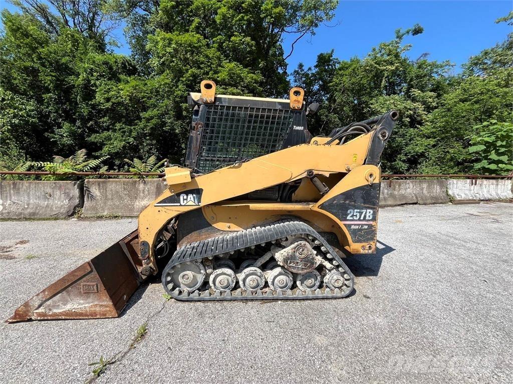 CAT 257B Minicarregadeiras