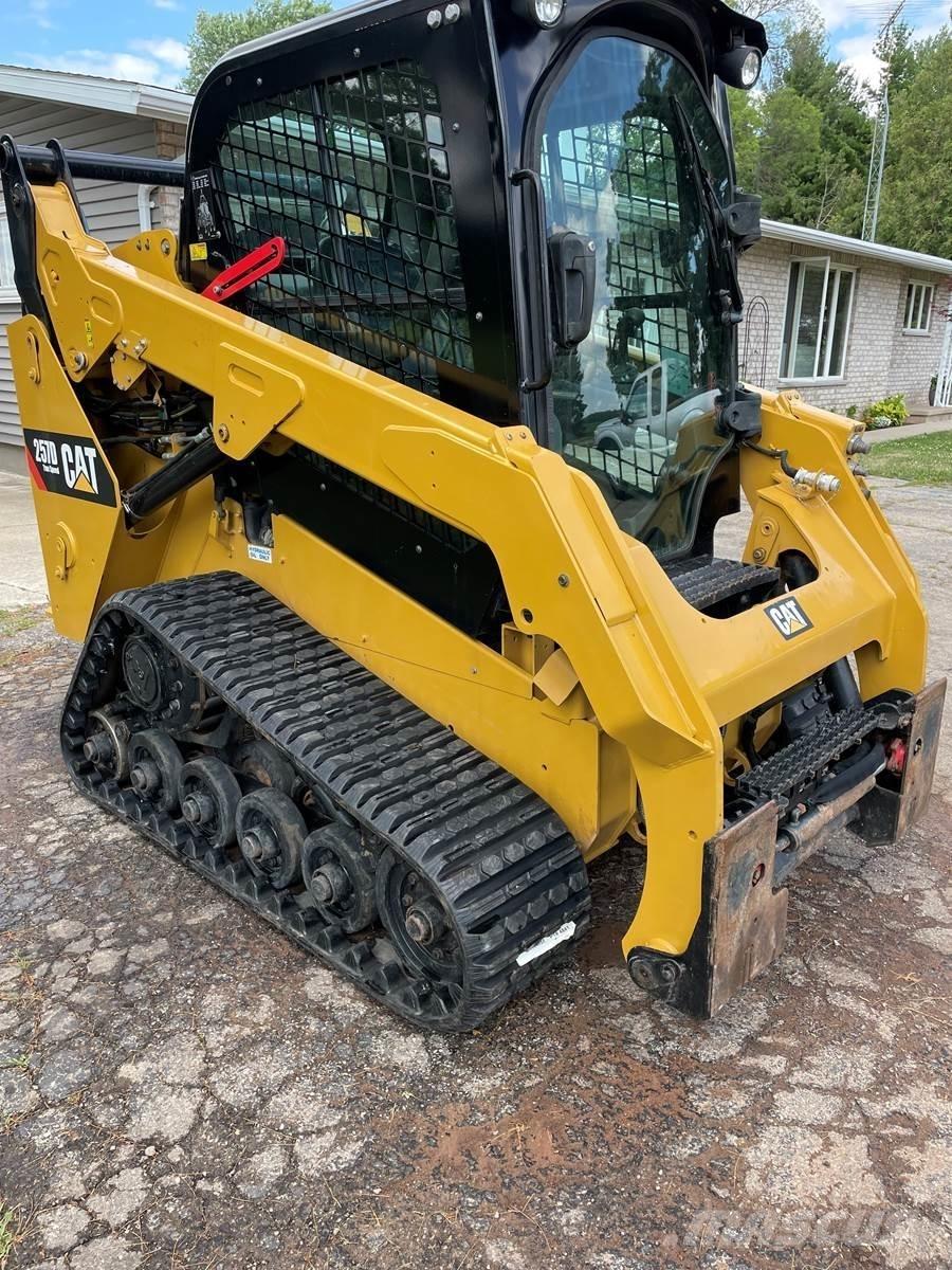 CAT 257D Minicarregadeiras