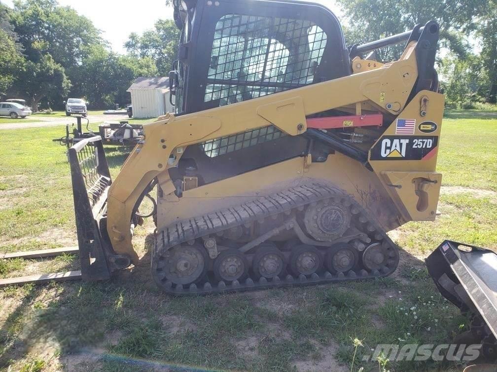 CAT 257D Minicarregadeiras