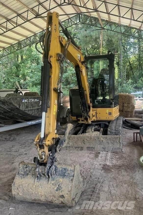 CAT 304 Miniescavadeiras